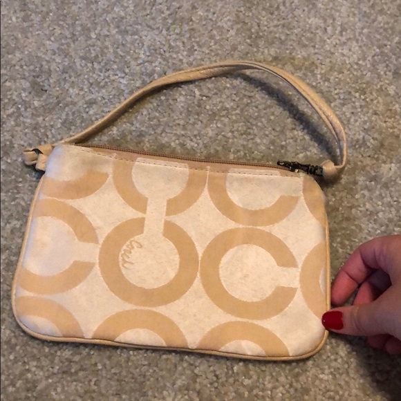 Coach Handbags - Coach Wristlet